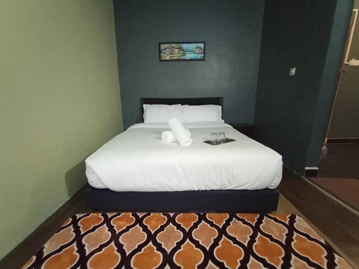 Pine Hotel באטו גאג'ה מראה חיצוני תמונה