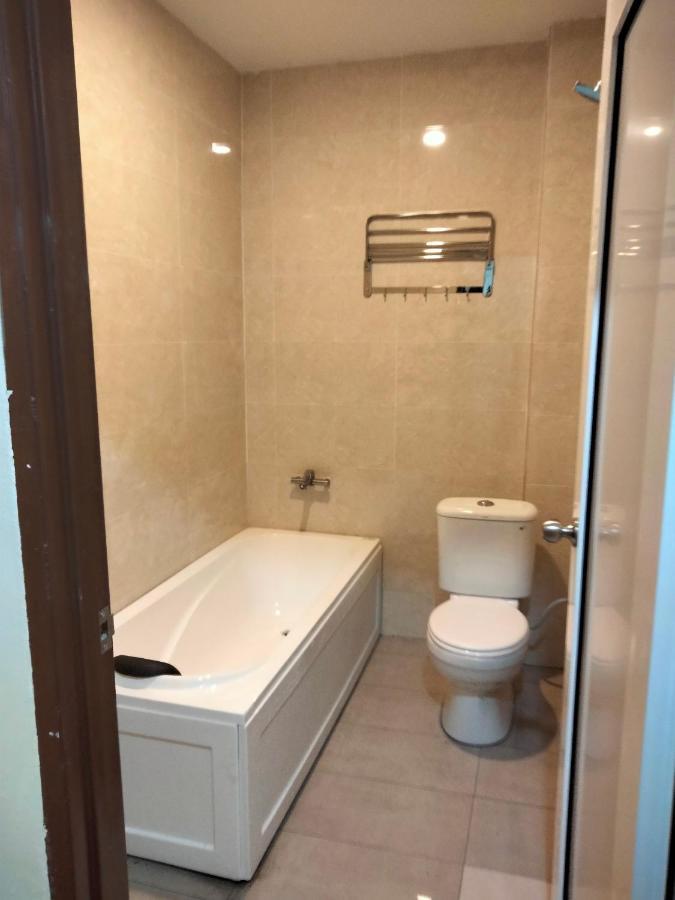 Pine Hotel באטו גאג'ה מראה חיצוני תמונה