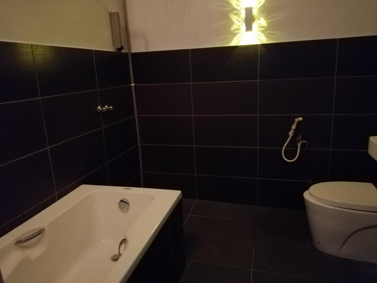Pine Hotel באטו גאג'ה מראה חיצוני תמונה